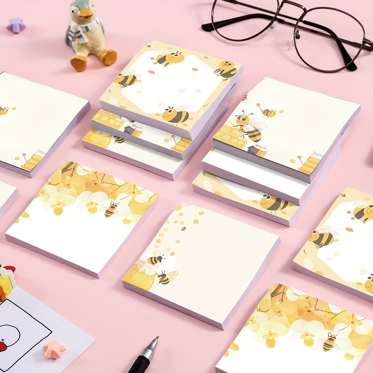 Adorable Sweet Bee Adorable 3x3 Inch Sweet Bee 1pc\u002F4pcs Sticky Note Set | Reusable Tearable Notes with Strong Adhesion for Journals, Planners, Offices, Schools and Homes, Bulk Cute Stationery Gifts